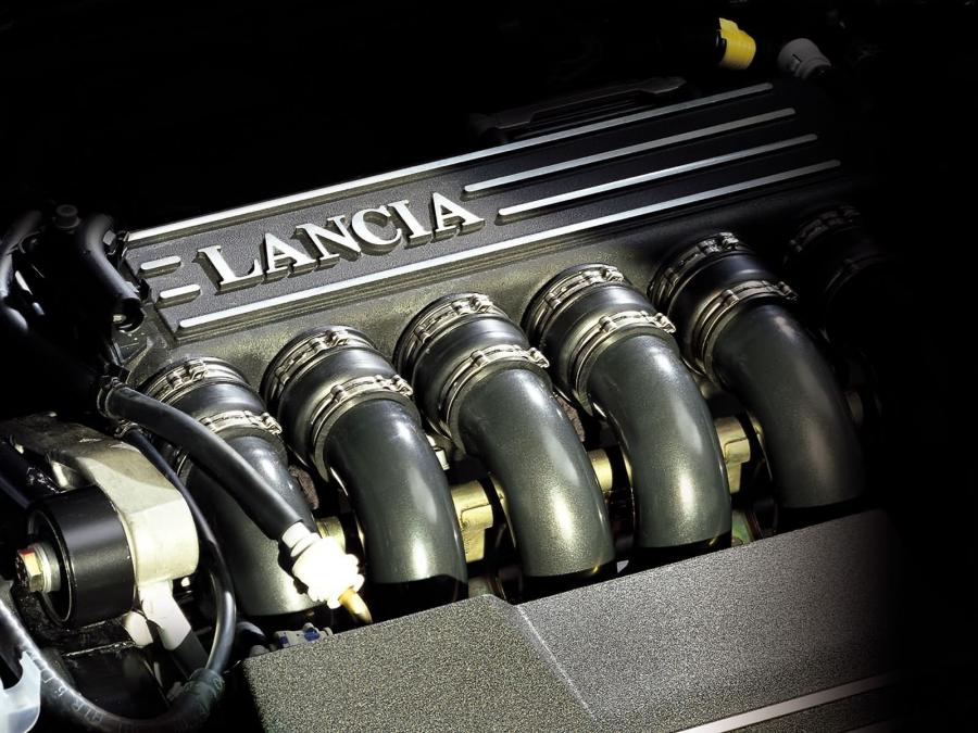  Lancia Thesis 2002 года  (фото 112 из 199)